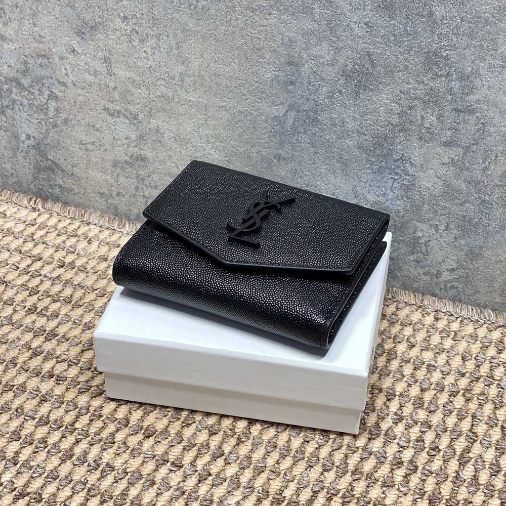 UPTOWN Compact wallet in grain de poudre leather(HIGH-END GRADE)