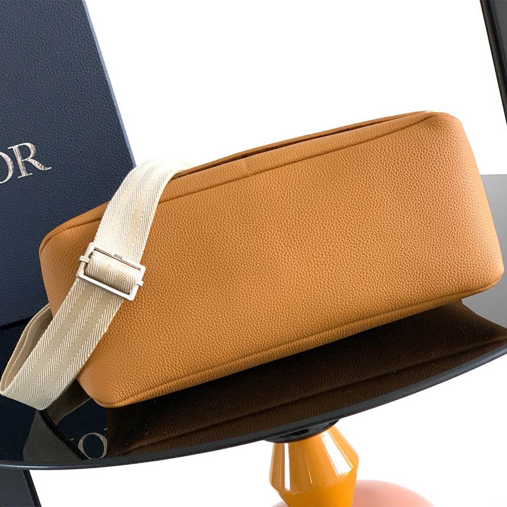 D10r Priv?? Messenger Bag with Flap(HIGH-END GRADE)