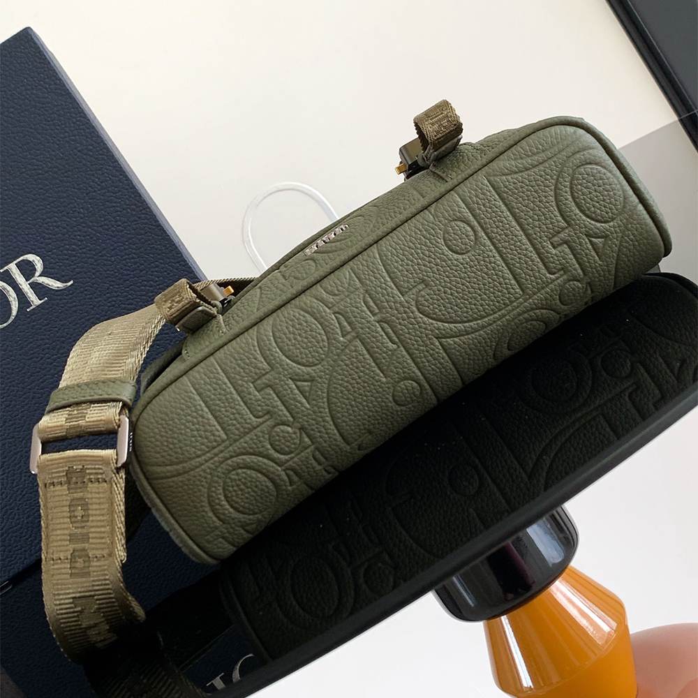 D10r Hit the Road Messenger Bag with Flap(HIGH-END GRADE)