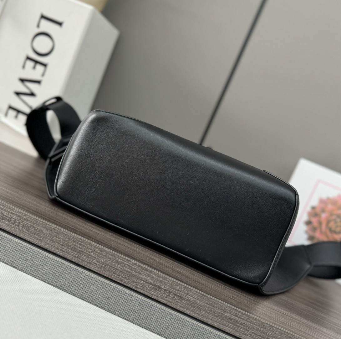 L0ew* Small Puzzle Edge bumbag in classic calfskin(HIGH-END GRADE)