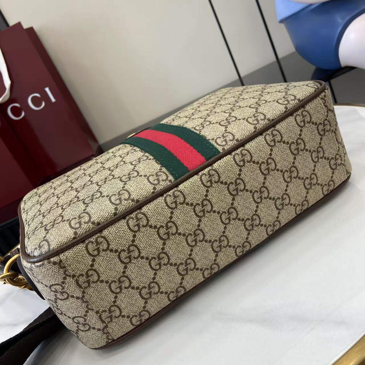 Gvc*1 Ophidia medium-sized shoulder bag(HIGH-END GRADE)