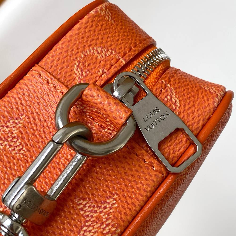 LV Trocad??ro Wearable Wallet(HIGH-END GRADE)