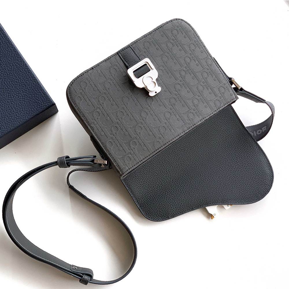 D10r Small Saddle Messenger Bag with Flap(HIGH-END GRADE)