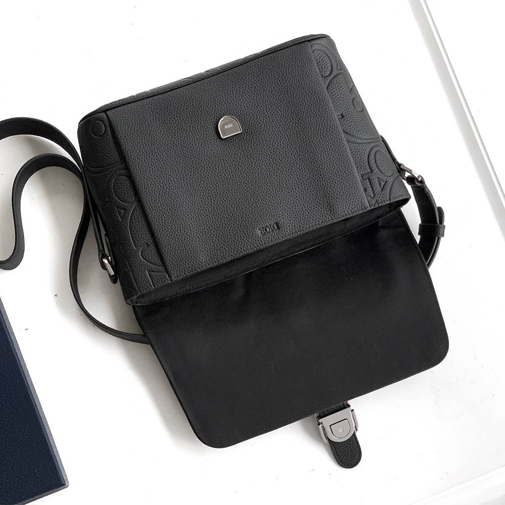 Medium D10r Daily Messenger Bag with Flapp(HIGH-END GRADE)