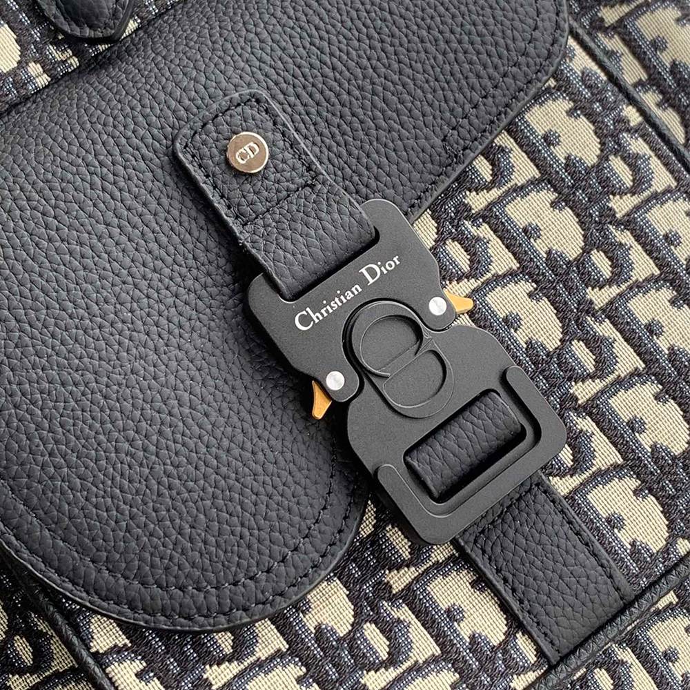 D10r Saddle Backpack with Flap(HIGH-END GRADE)