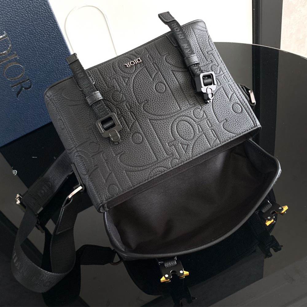 D10r Hit the Road Messenger Bag with Flap(HIGH-END GRADE)