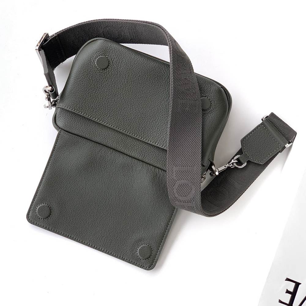 L0ew* Small Pebble messenger bag(HIGH-END GRADE)