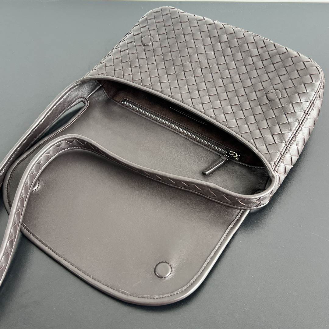 B0tt*ga Ven*ta Veneto Flap Messenger(HIGH-END GRADE)
