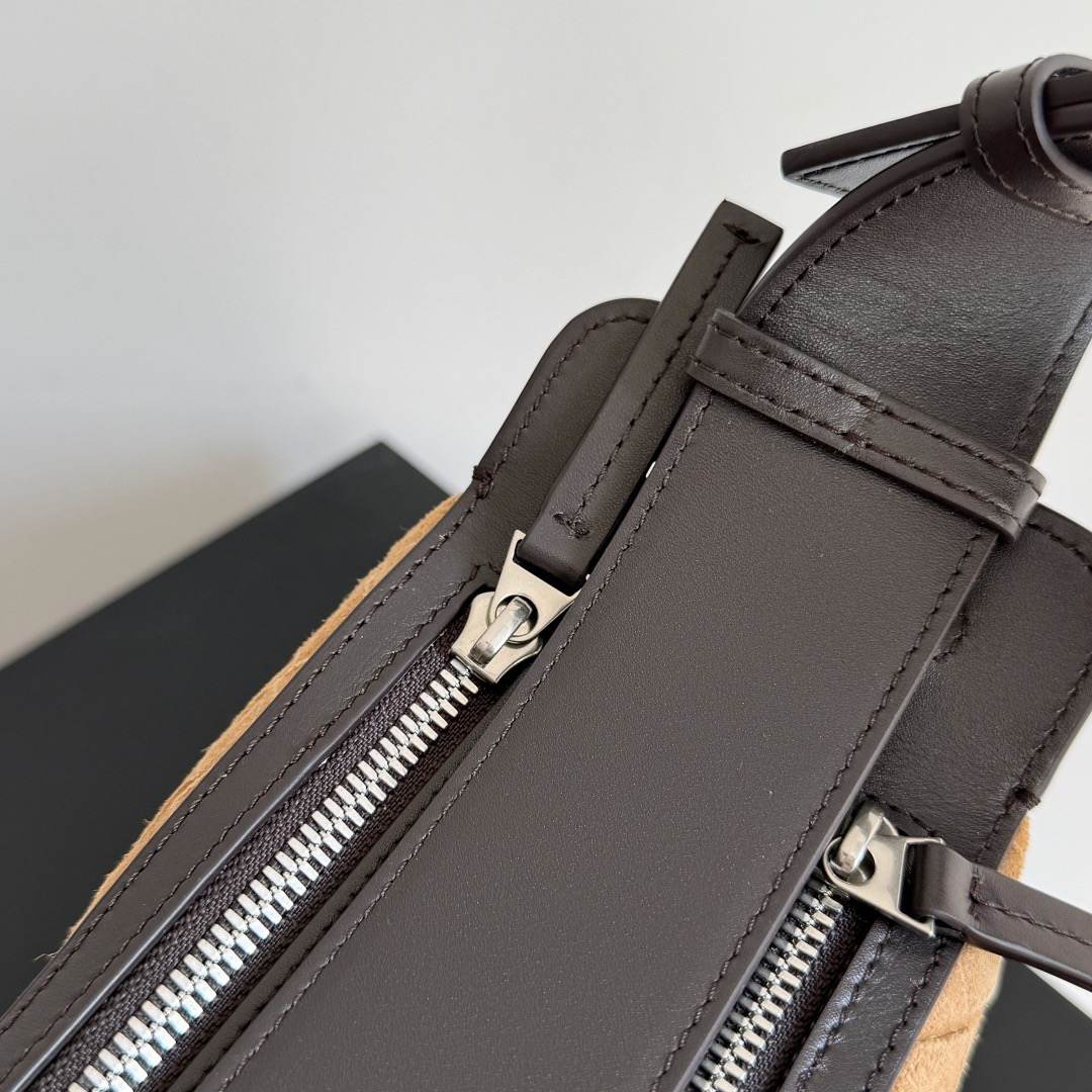 B0tt*ga Ven*ta Intrecciato Tribeca Top Handle(HIGH-END GRADE)