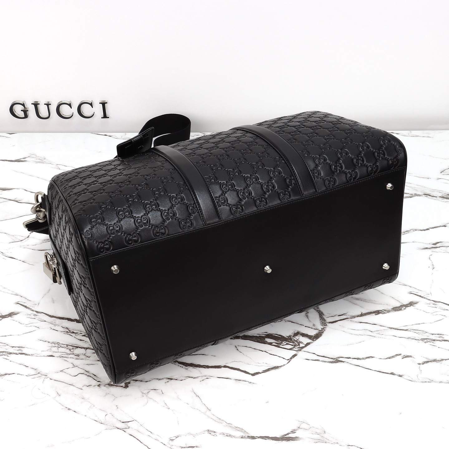 GG Emblem medium duffle bag(HIGH-END GRADE)