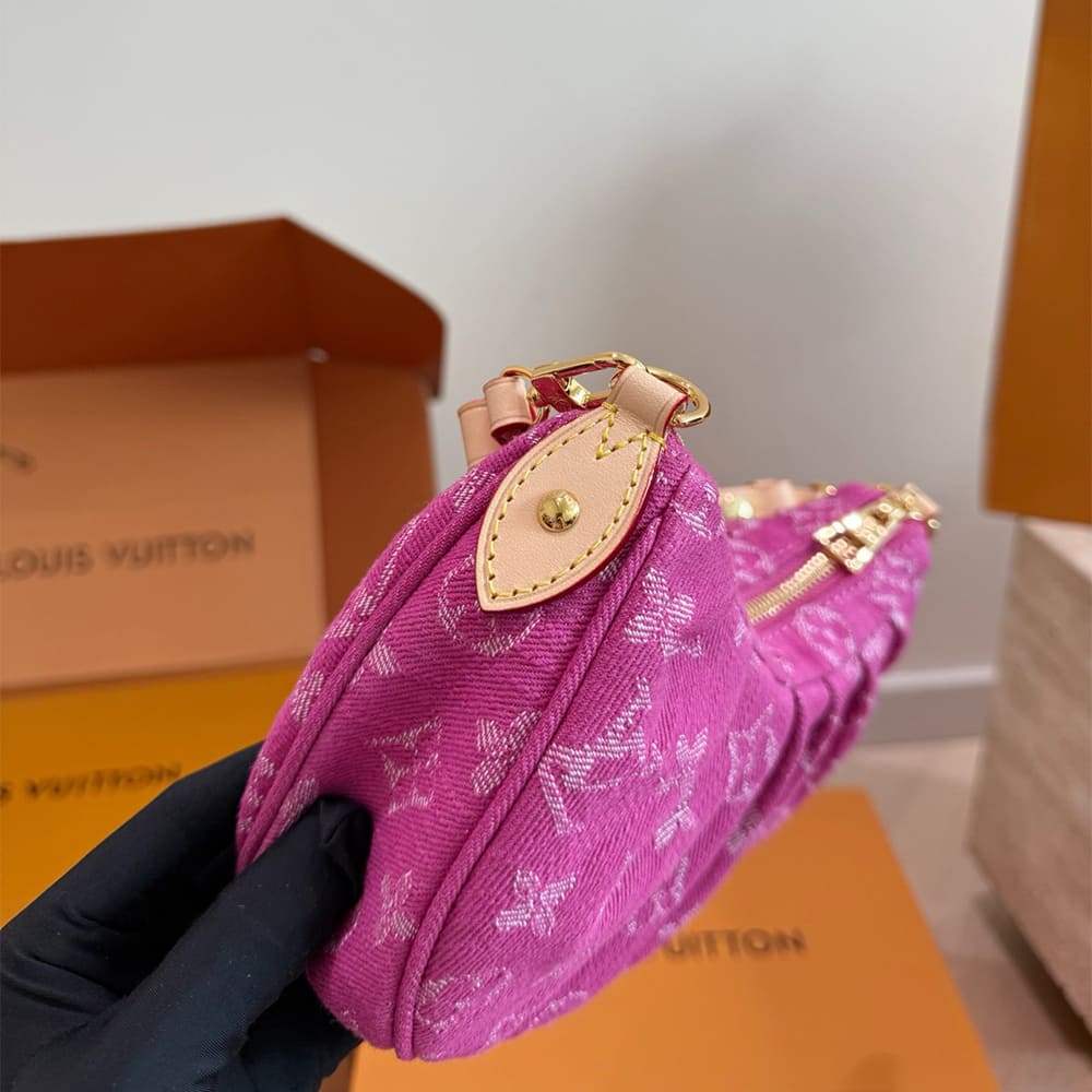 LV Pochette Valley