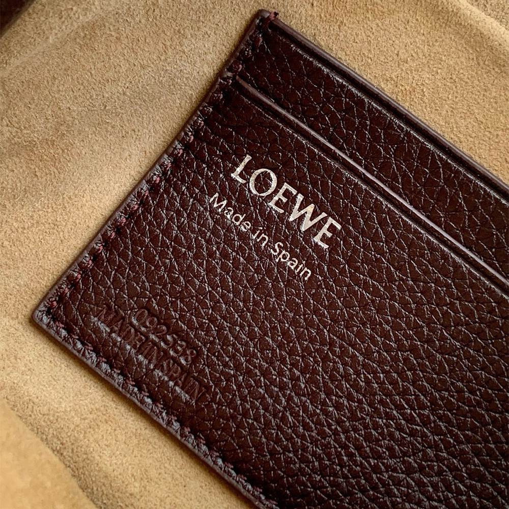 L0ew* Small Pebble messenger bag(HIGH-END GRADE)
