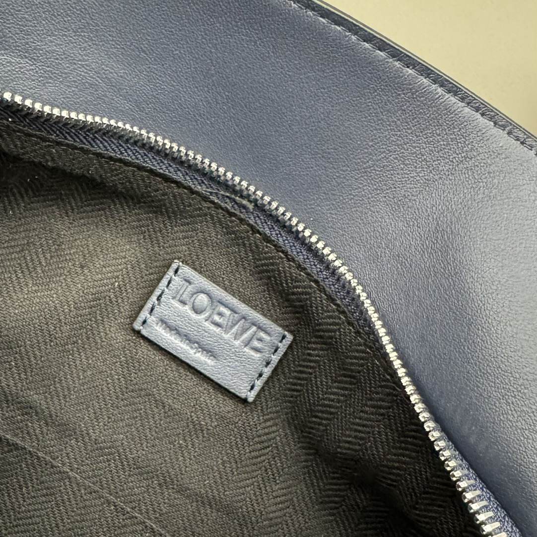L0ew* Small Puzzle Edge bumbag in classic calfskin(HIGH-END GRADE)