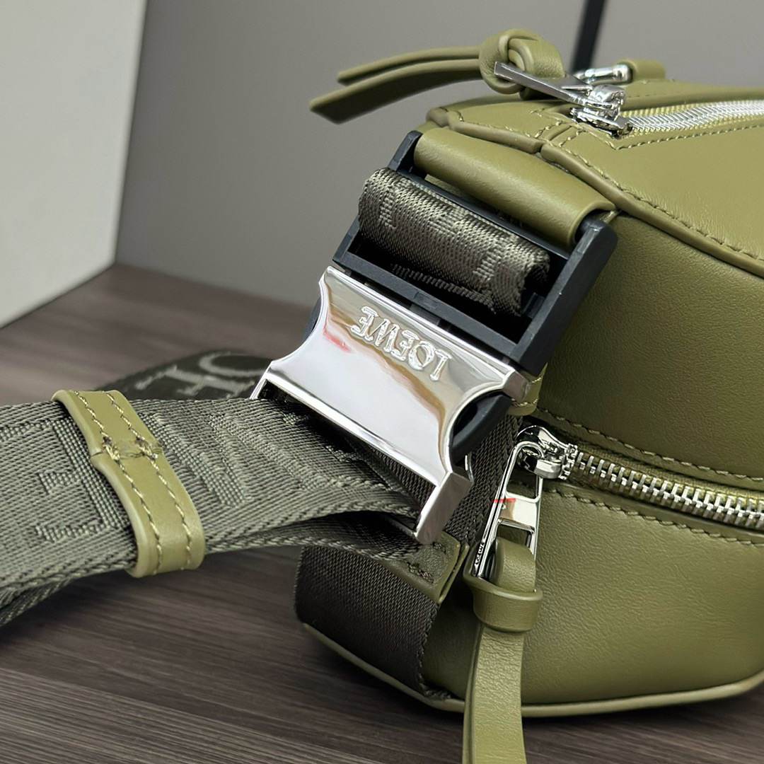 L0ew* Convertible sling in classic calfskin(HIGH-END GRADE)