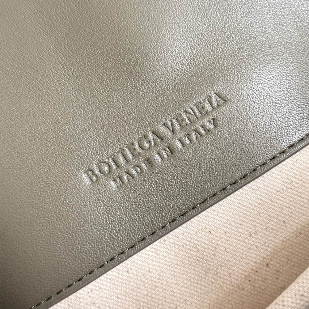 B0tt*ga Ven*ta Back To School Backpack(HIGH-END GRADE)
