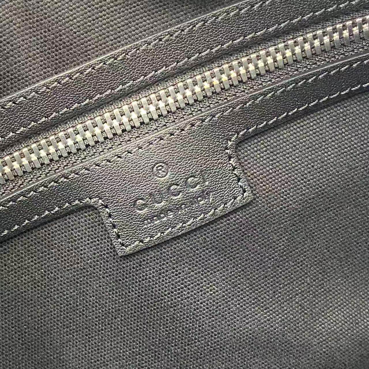 GG Emblem small crossbody bag(HIGH-END GRADE)