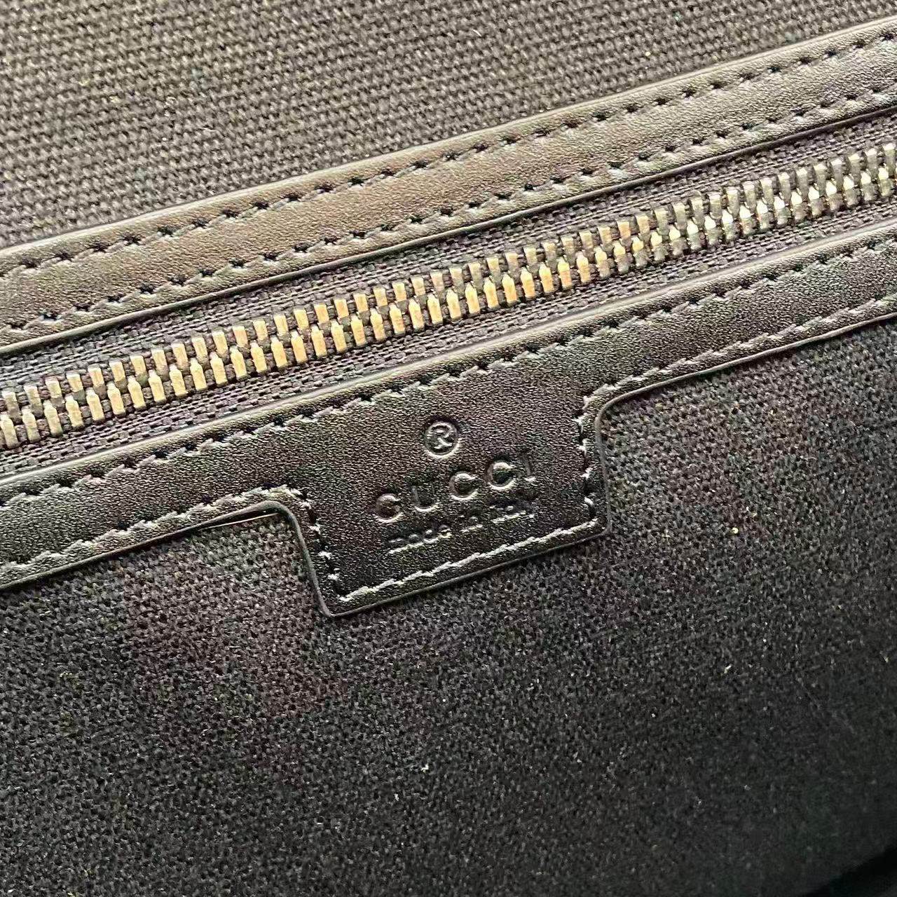 GG Emblem small crossbody bag(HIGH-END GRADE)