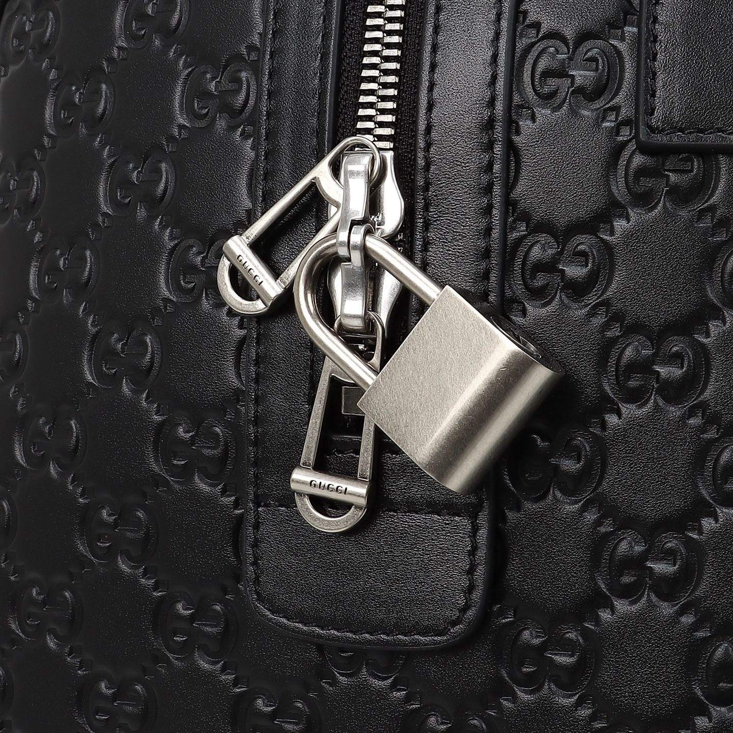 GG Emblem medium duffle bag(HIGH-END GRADE)