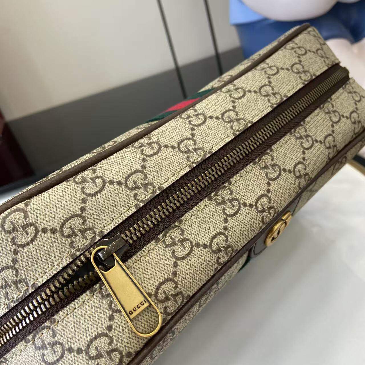 Gvc*1 Ophidia medium-sized shoulder bag(HIGH-END GRADE)