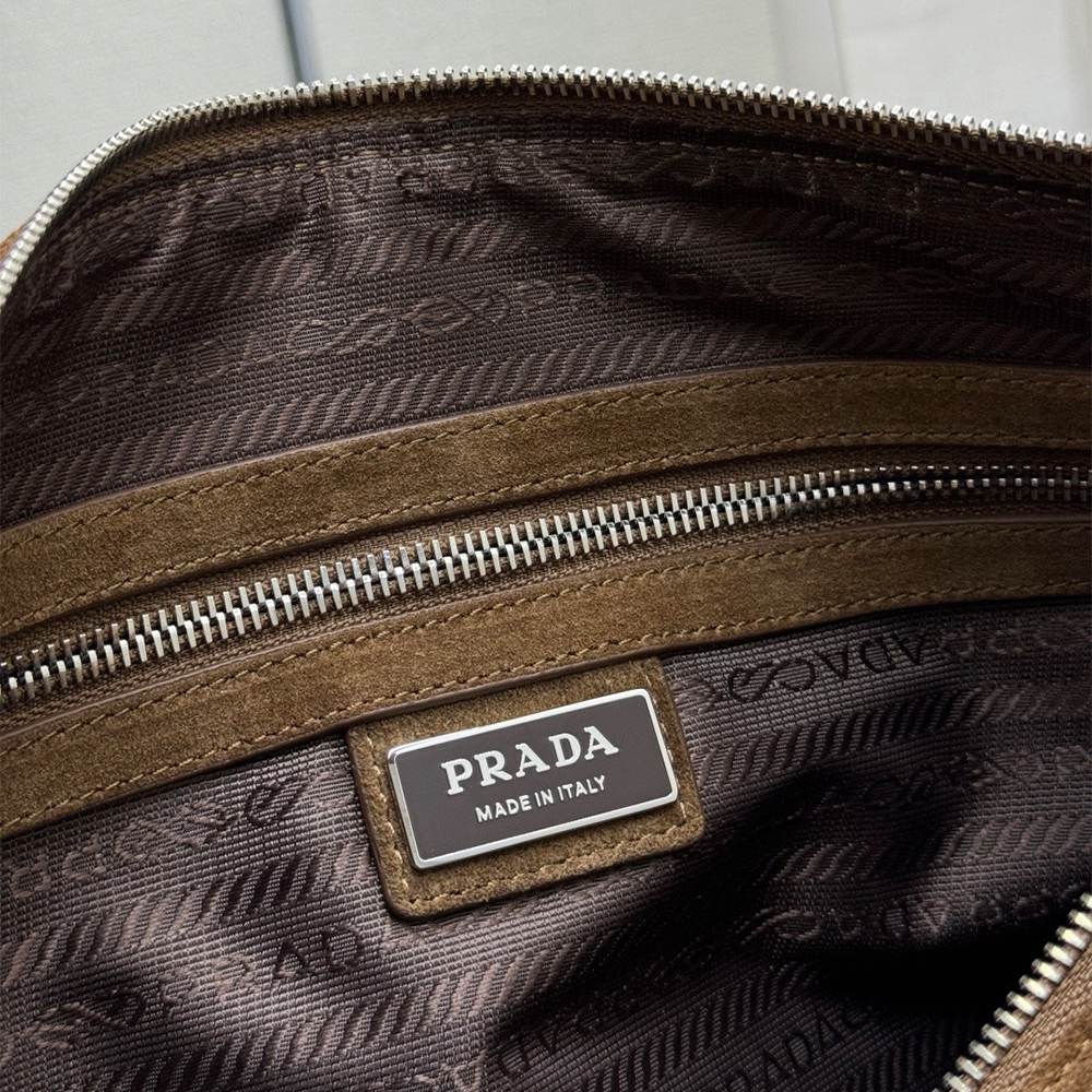 Pra*a Suede shoulder bag(HIGH-END GRADE)