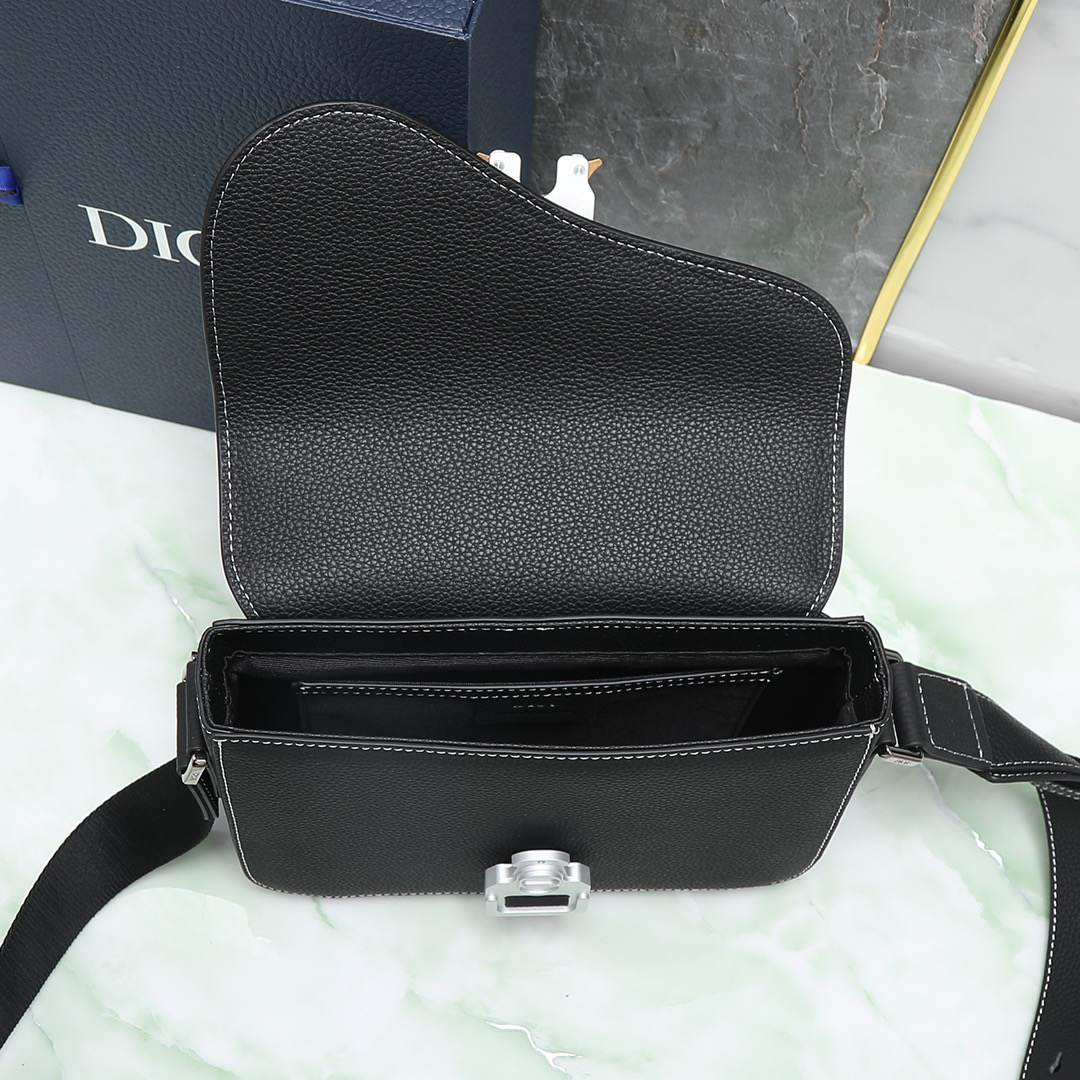 D10r Small Saddle Messenger Bag with Flap(HIGH-END GRADE)