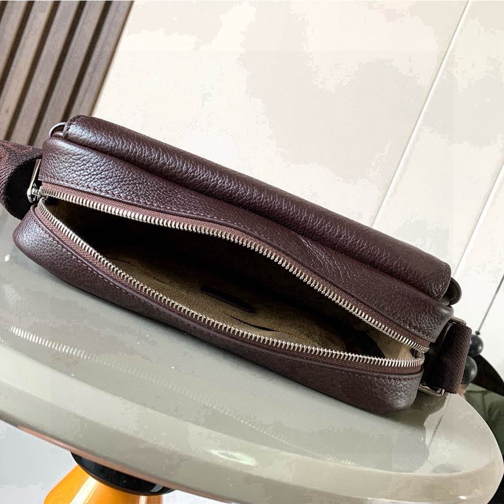L0ew* Medium Pebble messenger bag(HIGH-END GRADE)
