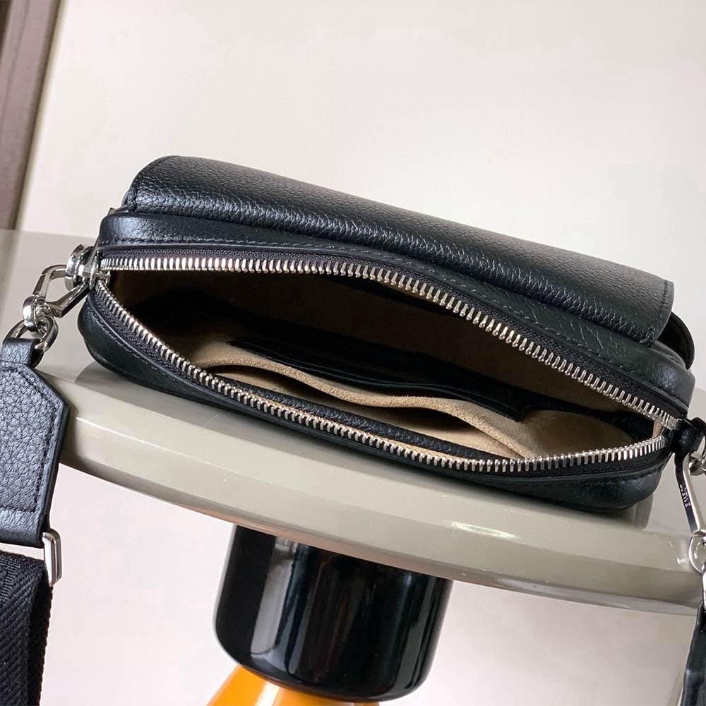 L0ew* Small Pebble messenger bag(HIGH-END GRADE)