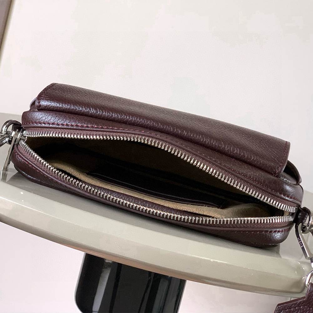 L0ew* Small Pebble messenger bag(HIGH-END GRADE)