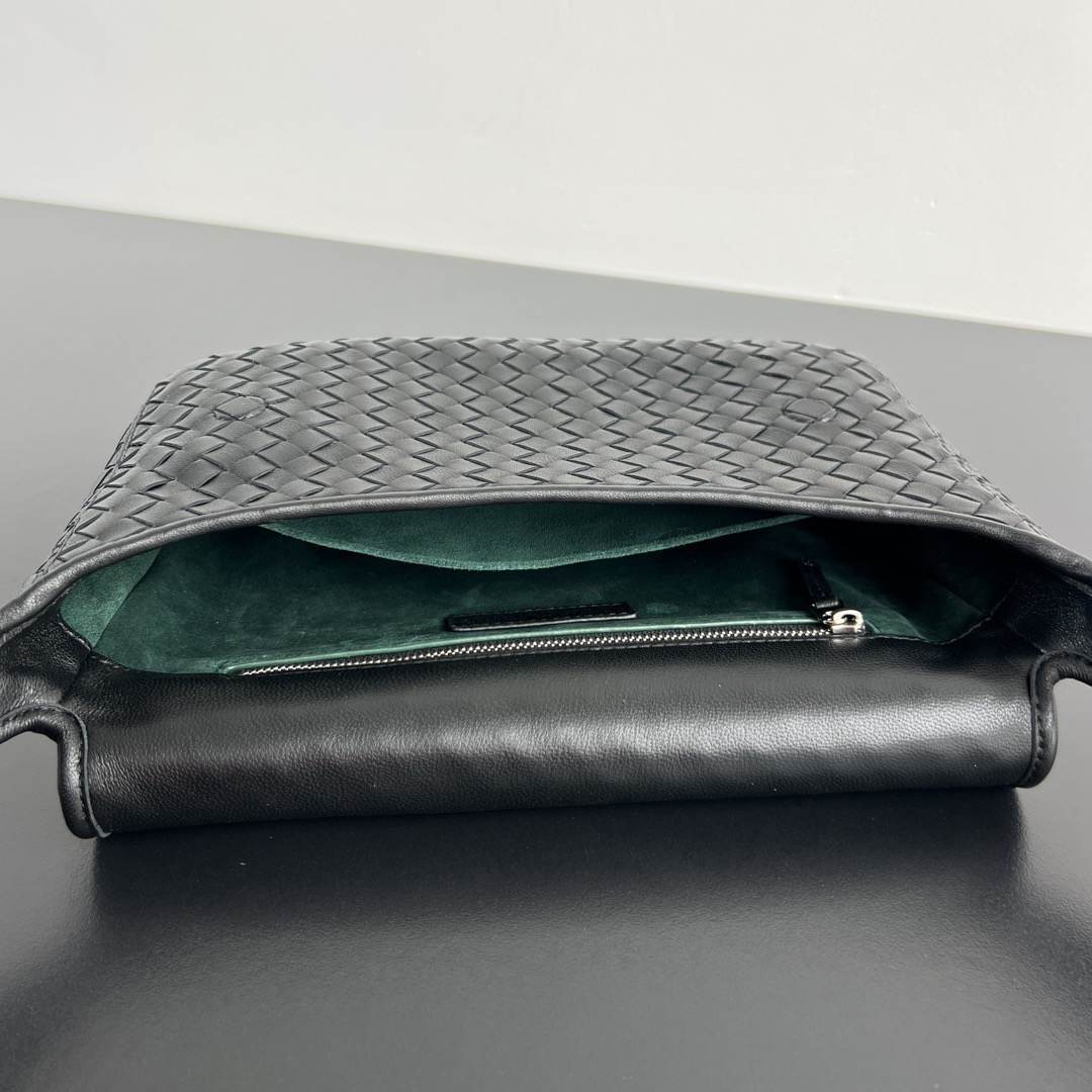 B0tt*ga Ven*ta Veneto Flap Messenger(HIGH-END GRADE)