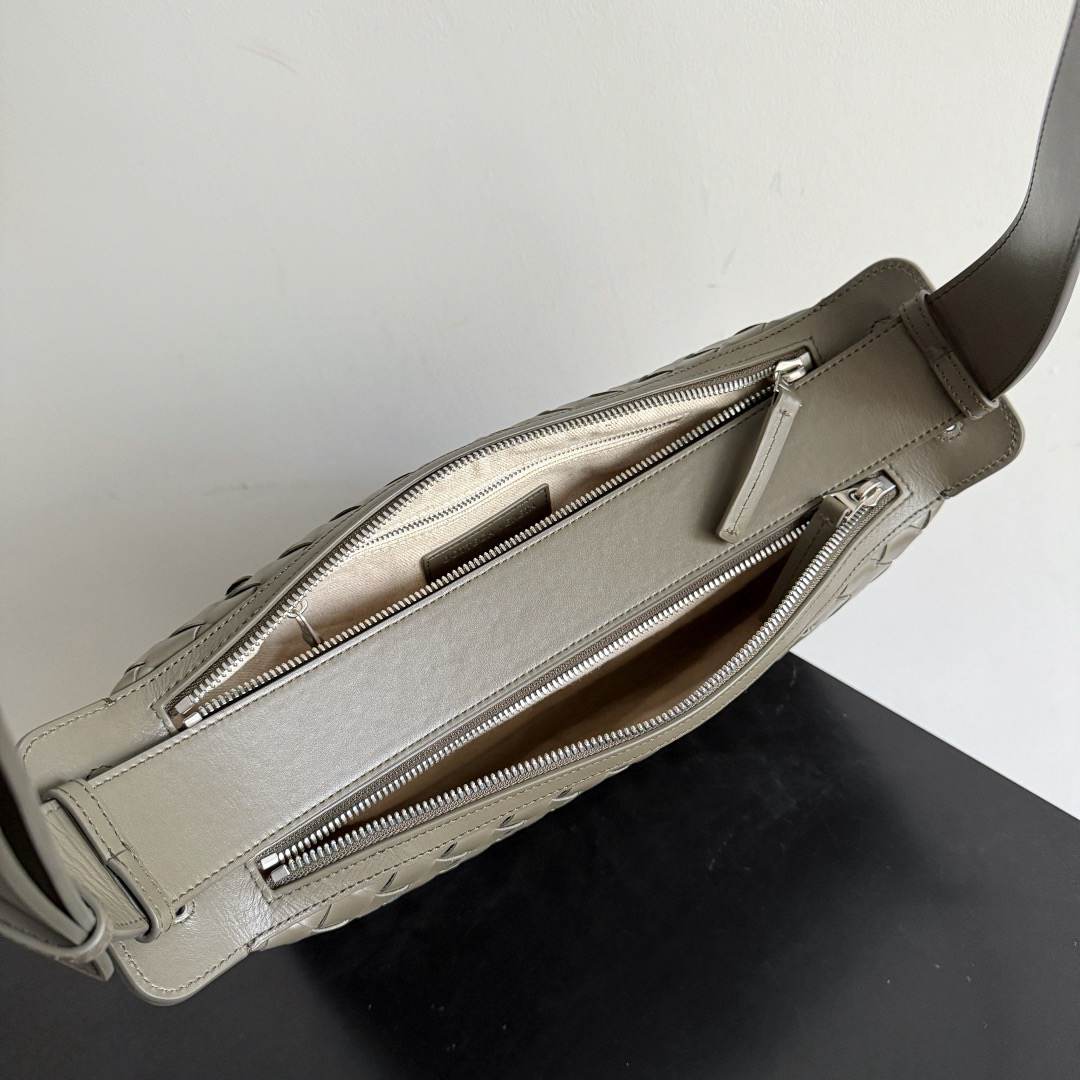 B0tt*ga Ven*ta Intrecciato Tribeca Top Handle(HIGH-END GRADE)