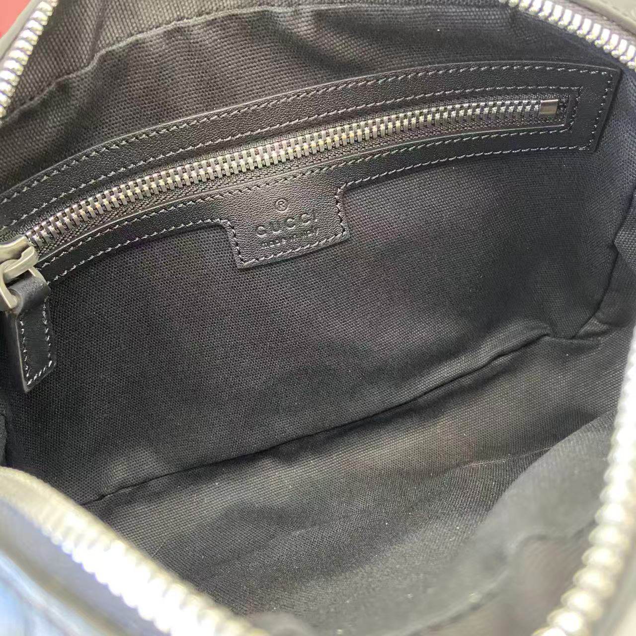 GG Emblem small crossbody bag(HIGH-END GRADE)