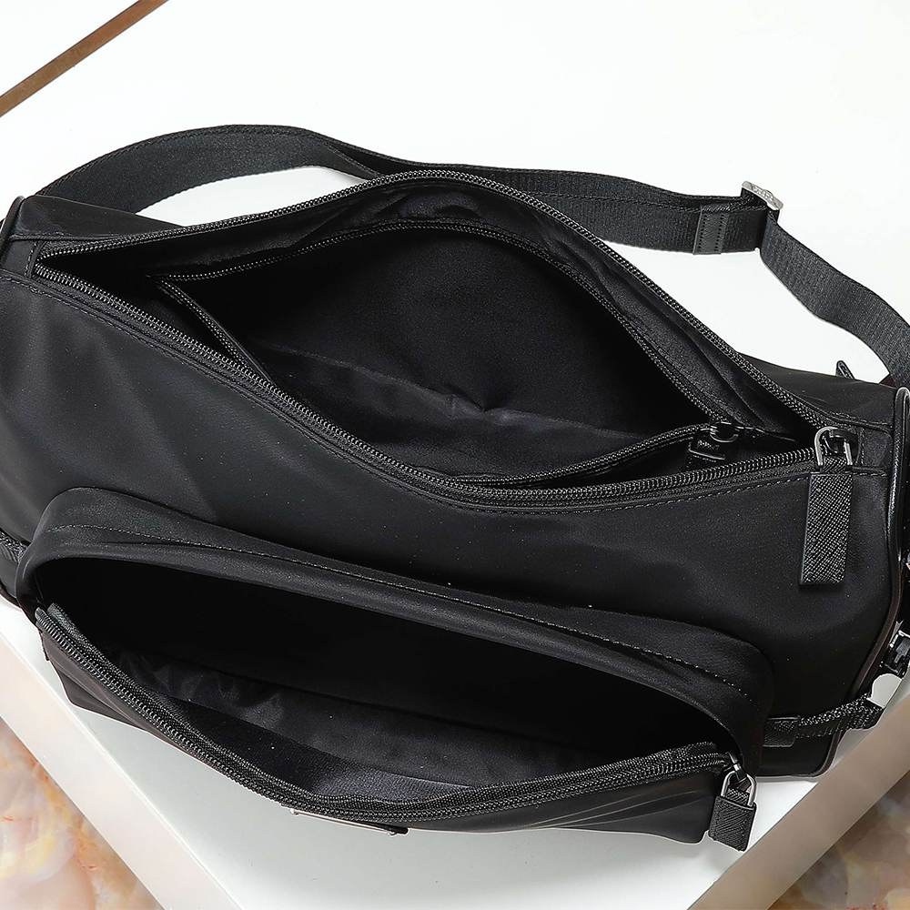 Pra*a Large Re-Nylon and Saffiano leather shoulder bag(HIGH-END GRADE)