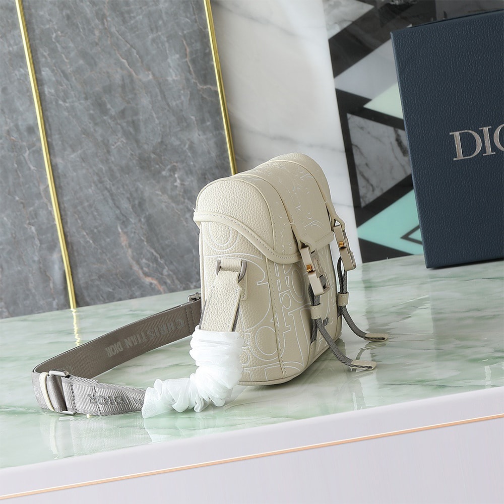 D10r Hit the Road Messenger Bag with Flap(HIGH-END GRADE)