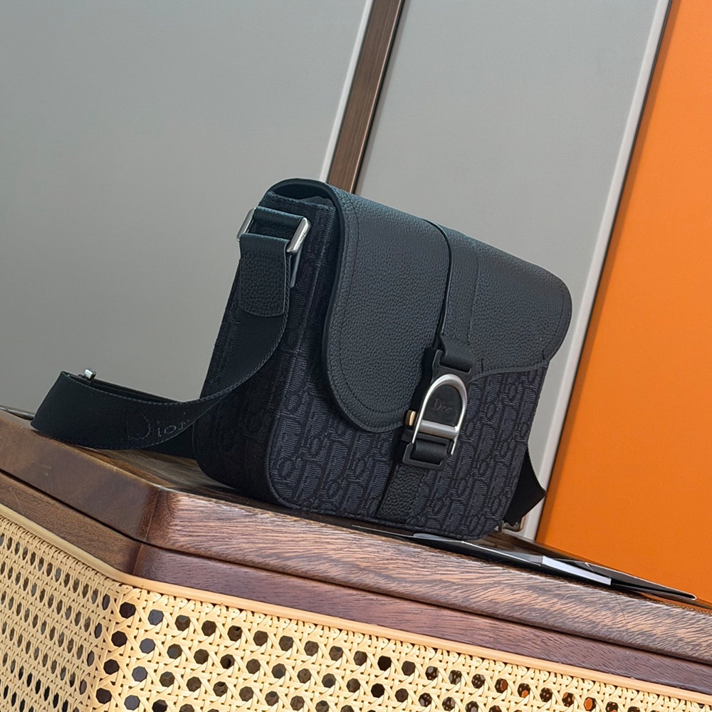 D10r Saddle Heritage Messenger Bag with Flap(HIGH-END GRADE)