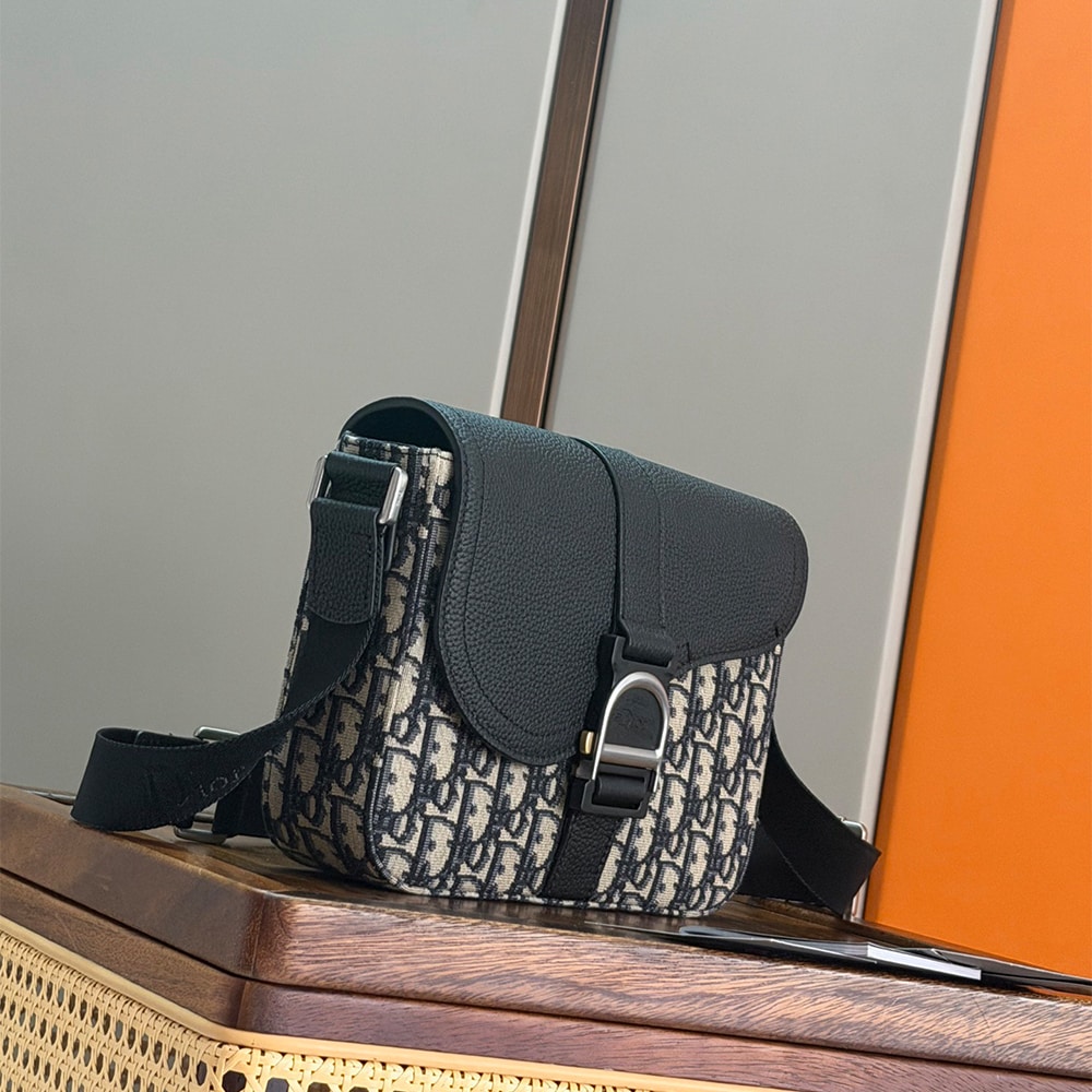 D10r Saddle Heritage Messenger Bag with Flap(HIGH-END GRADE)