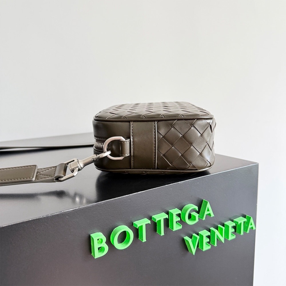 B0tt*ga Ven*ta Small Intrecciato Camera Bag(HIGH-END GRADE)
