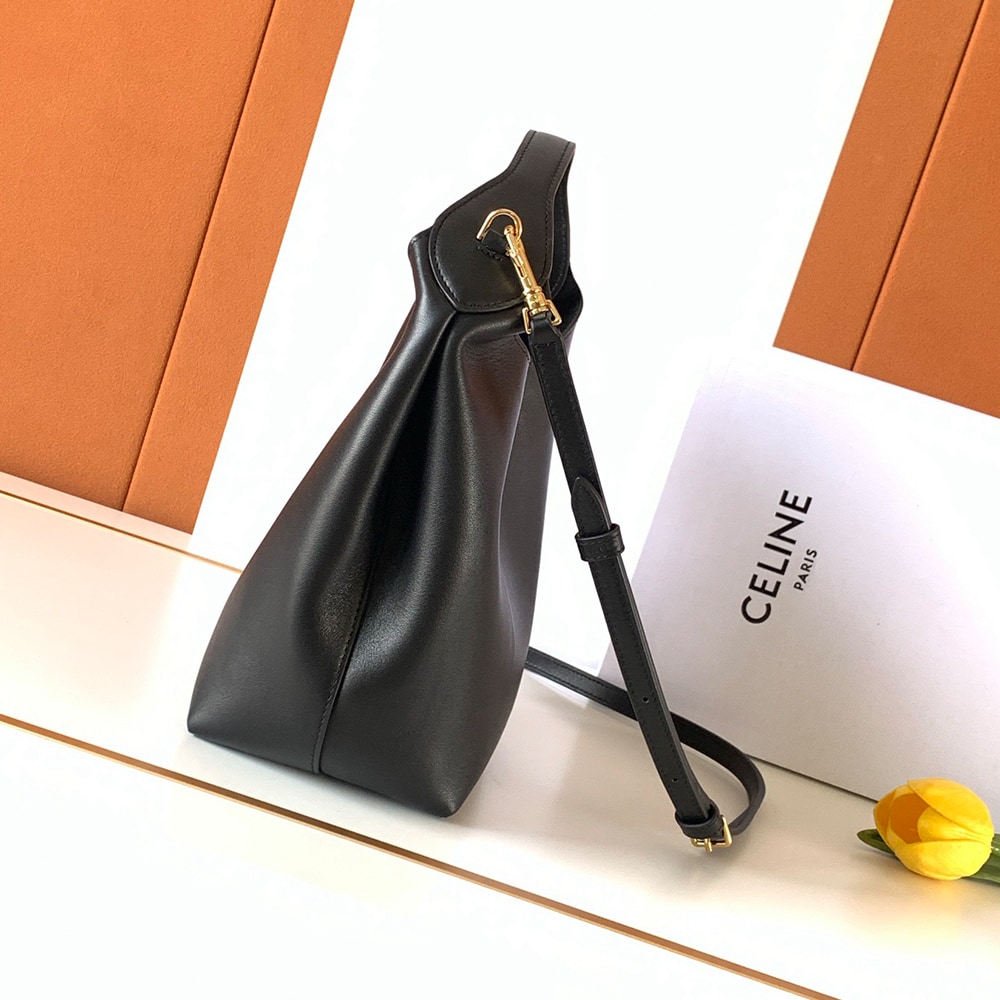 Ce1i*e SMALL HOBO IN S*pPLE SMOOTH CALFSKIN(HIGH-END GRADE)