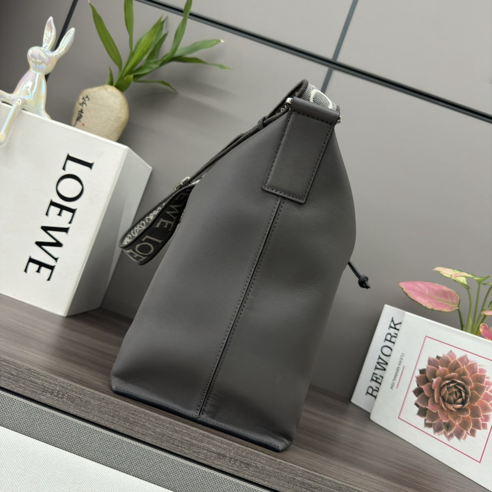 L0ew* Cubi Crossbody bag in S*pple smooth calfskin and jacquard (HIGH-END GRADE)