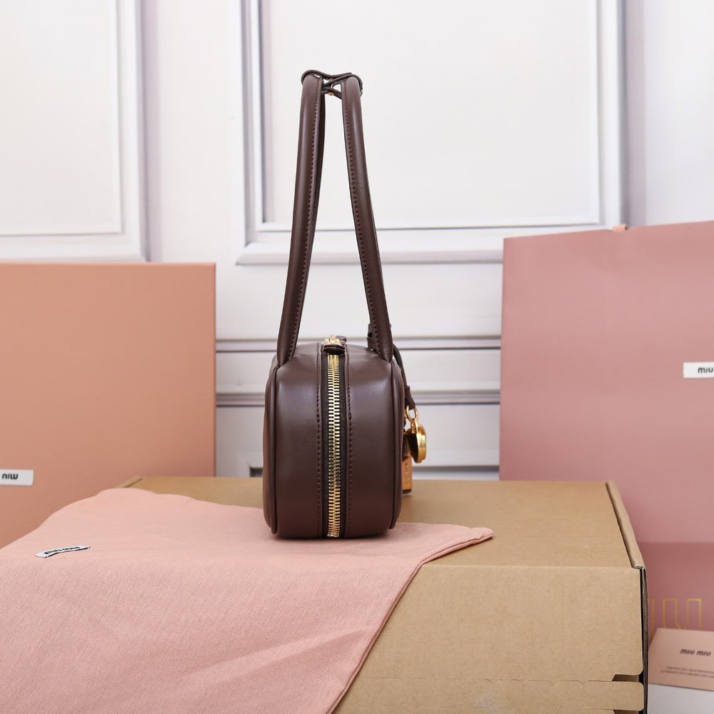 M1um1u Small Beau leather top-handle bag(HIGH-END GRADE)