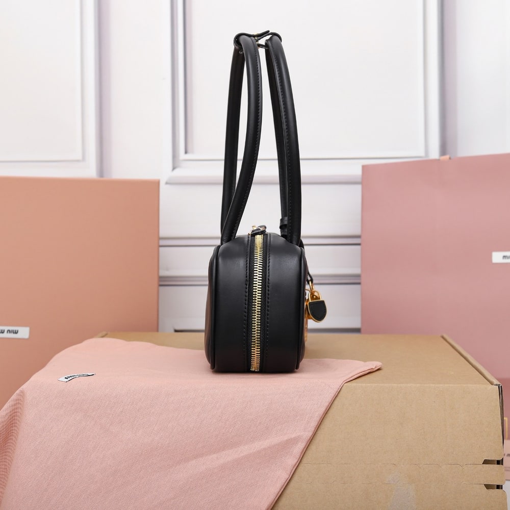 M1um1u Small Beau leather top-handle bag(HIGH-END GRADE)