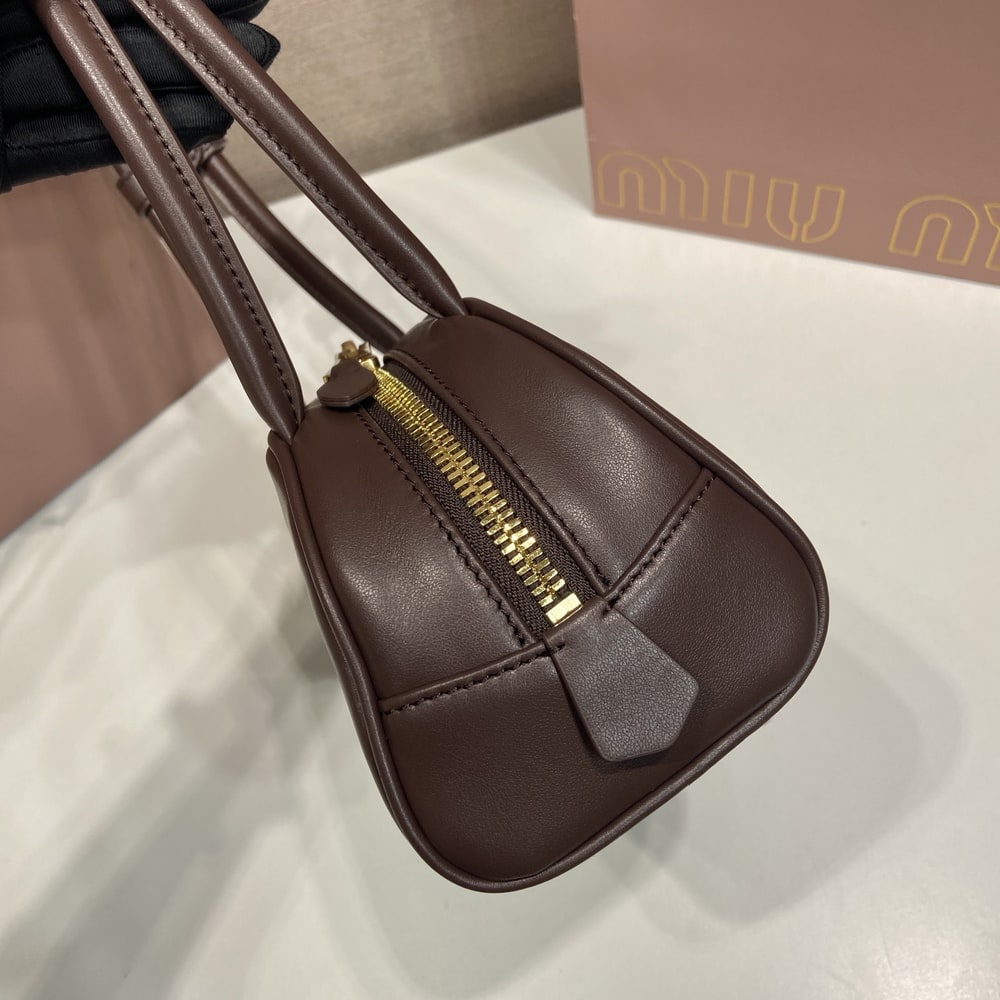 M1um1u Small Beau leather top-handle bag(HIGH-END GRADE)