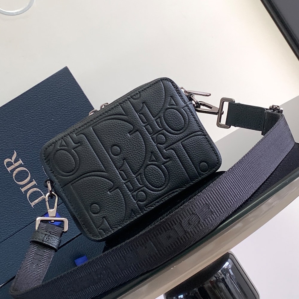 D10r Zipped Pouch with Strap(HIGH-END GRADE)
