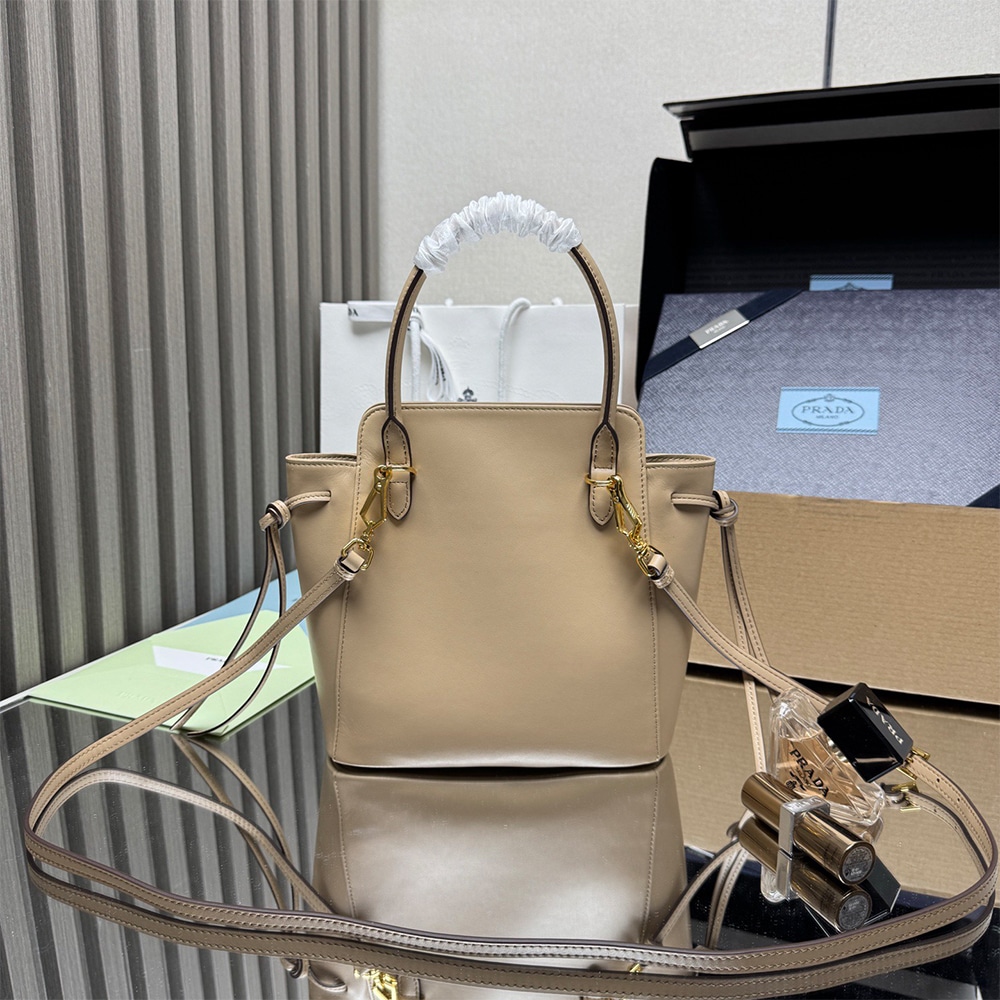 Pra*a Carry mini leather handbag(HIGH-END GRADE)