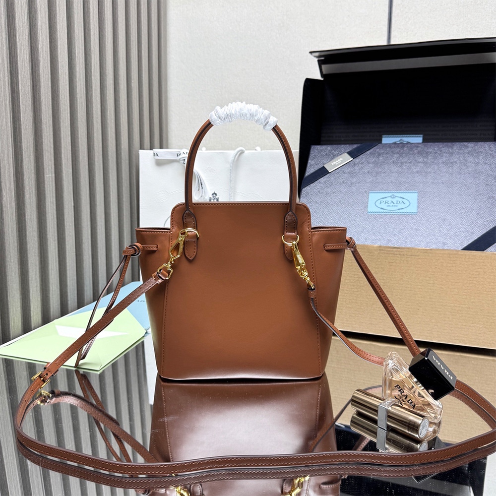 Pra*a Carry mini leather handbag(HIGH-END GRADE)
