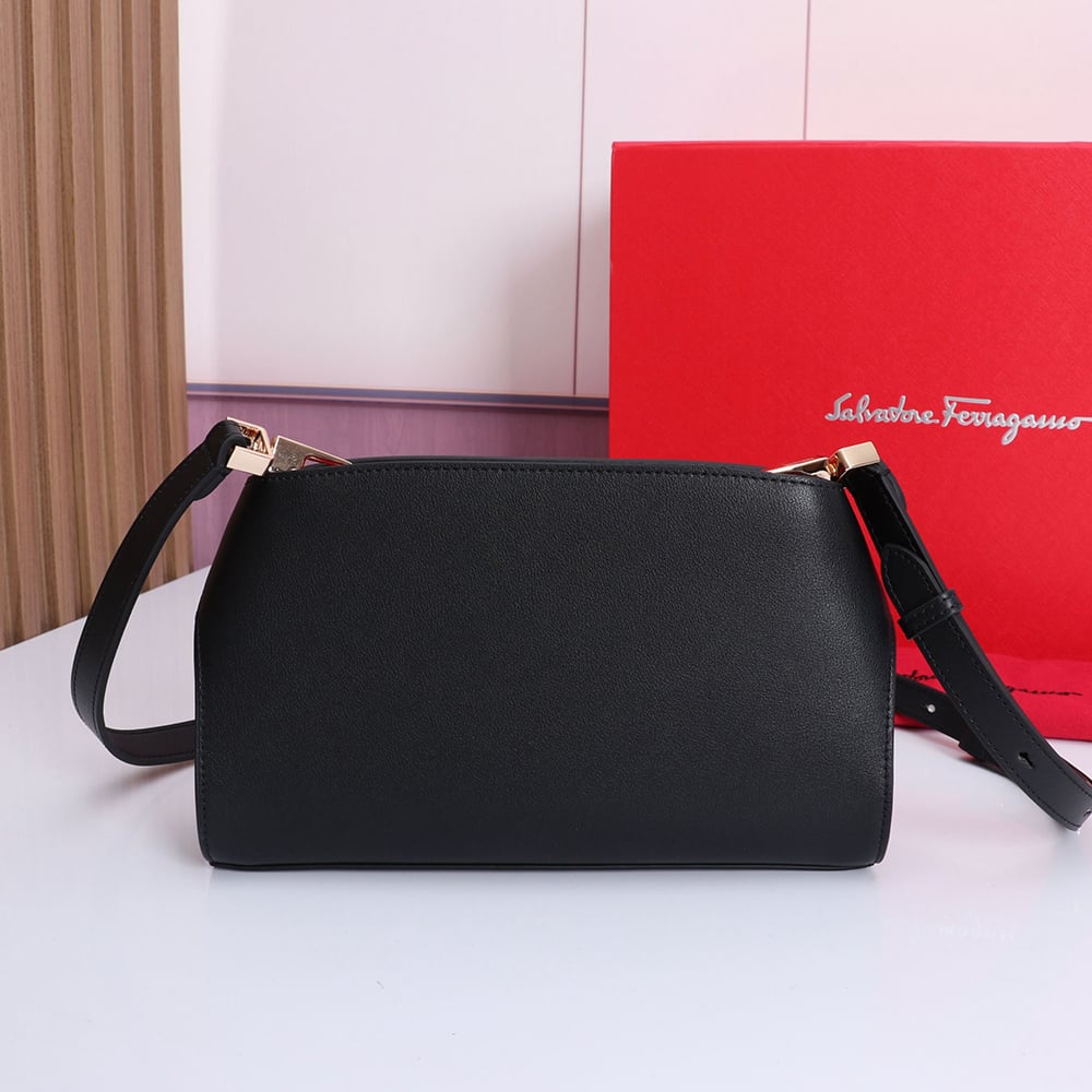 Ferrgamo Hug mini bicolor crossbody bag(HIGH-END GRADE)