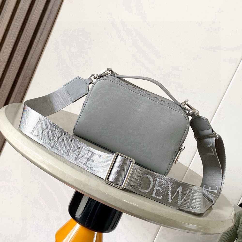 L0ew* Mini crossbody camera bag in satin calfskin (HIGH-END GRADE)