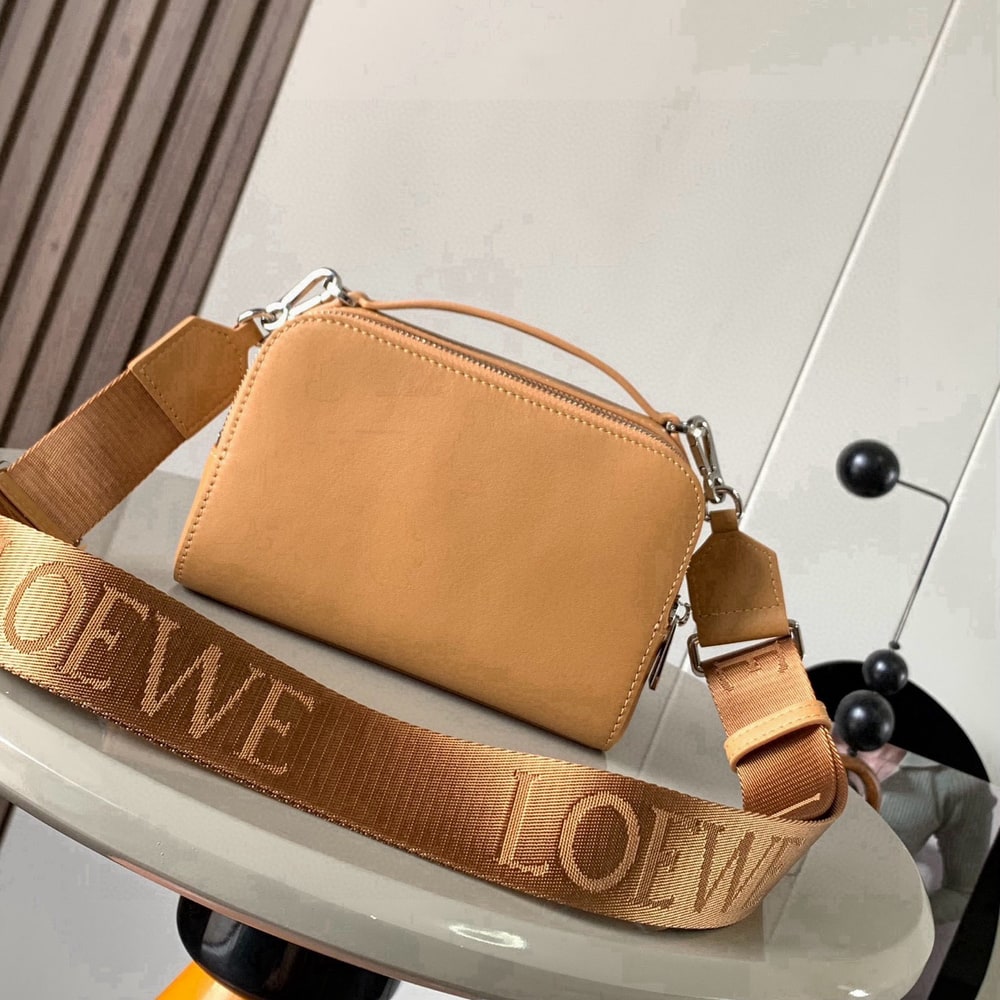 L0ew* Mini crossbody camera bag in satin calfskin (HIGH-END GRADE)