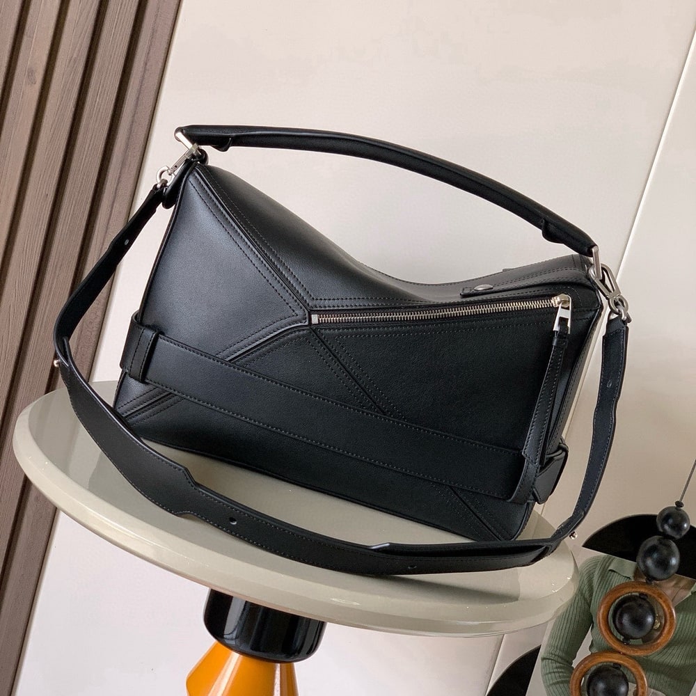 L0ew* Large Puzzle Biker bag in shiny calfskin (HIGH-END GRADE)