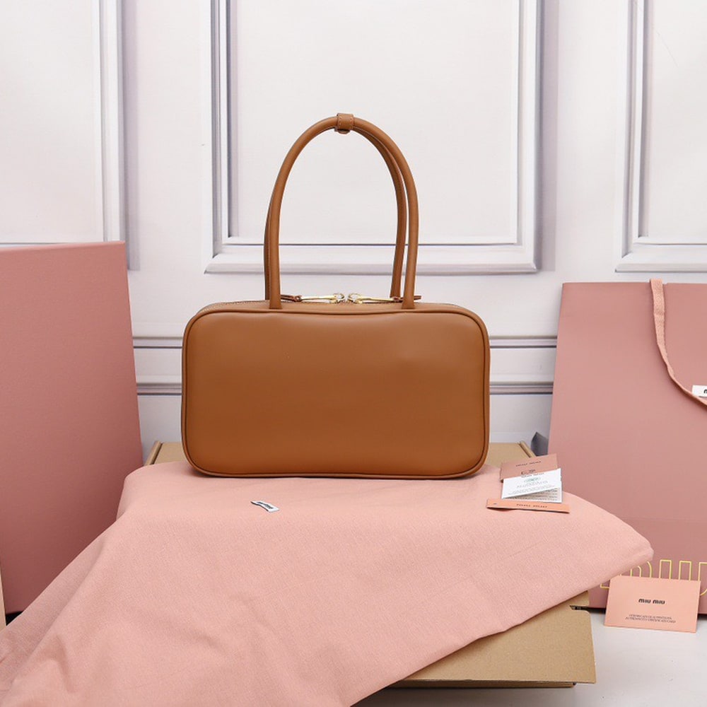 M1um1u Medium Beau leather top-handle bag(HIGH-END GRADE)