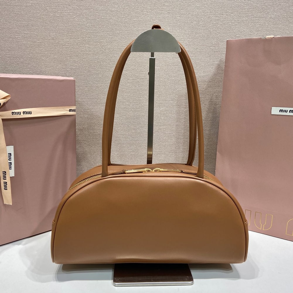 M1um1u Medium Beau leather top-handle bag(HIGH-END GRADE)